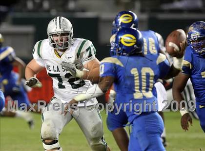 Thumbnail 2 in De La Salle vs. Crenshaw (CIF State Open Division Final) photogallery.