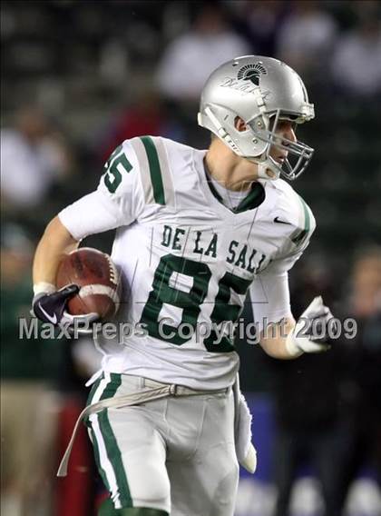 Thumbnail 1 in De La Salle vs. Crenshaw (CIF State Open Division Final) photogallery.