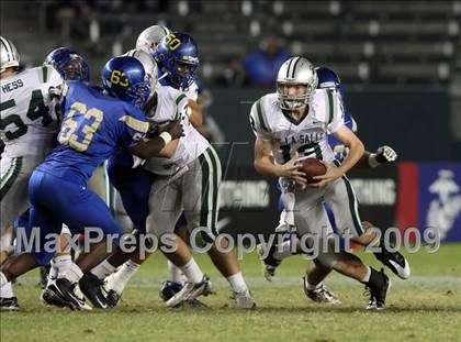 Thumbnail 2 in De La Salle vs. Crenshaw (CIF State Open Division Final) photogallery.