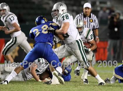 Thumbnail 1 in De La Salle vs. Crenshaw (CIF State Open Division Final) photogallery.