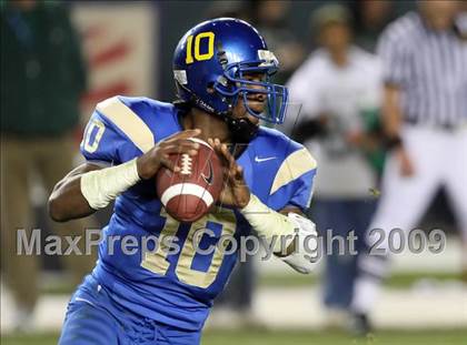 Thumbnail 3 in De La Salle vs. Crenshaw (CIF State Open Division Final) photogallery.