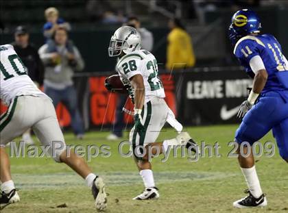 Thumbnail 1 in De La Salle vs. Crenshaw (CIF State Open Division Final) photogallery.