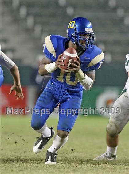 Thumbnail 3 in De La Salle vs. Crenshaw (CIF State Open Division Final) photogallery.