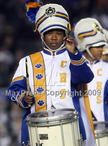Thumbnail 1 in De La Salle vs. Crenshaw (CIF State Open Division Final) photogallery.