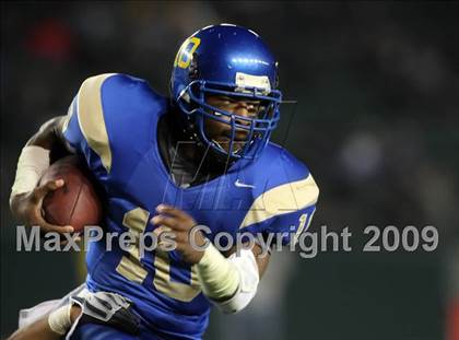 Thumbnail 1 in De La Salle vs. Crenshaw (CIF State Open Division Final) photogallery.