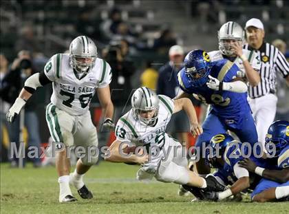 Thumbnail 2 in De La Salle vs. Crenshaw (CIF State Open Division Final) photogallery.