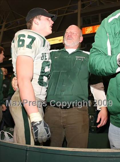 Thumbnail 2 in De La Salle vs. Crenshaw (CIF State Open Division Final) photogallery.