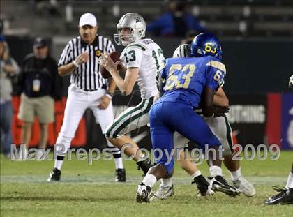 Thumbnail 1 in De La Salle vs. Crenshaw (CIF State Open Division Final) photogallery.