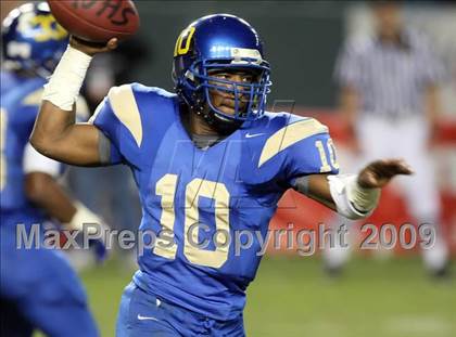 Thumbnail 2 in De La Salle vs. Crenshaw (CIF State Open Division Final) photogallery.