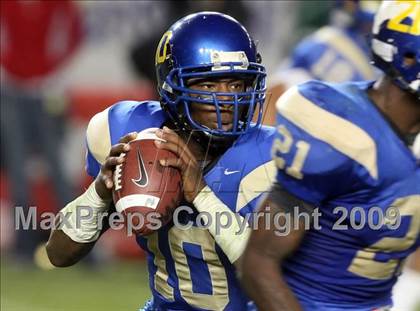 Thumbnail 1 in De La Salle vs. Crenshaw (CIF State Open Division Final) photogallery.
