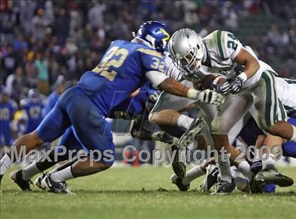 Thumbnail 2 in De La Salle vs. Crenshaw (CIF State Open Division Final) photogallery.