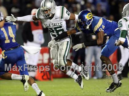 Thumbnail 2 in De La Salle vs. Crenshaw (CIF State Open Division Final) photogallery.