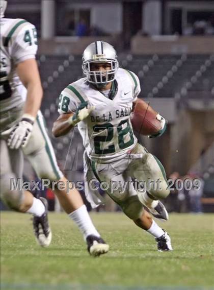 Thumbnail 3 in De La Salle vs. Crenshaw (CIF State Open Division Final) photogallery.