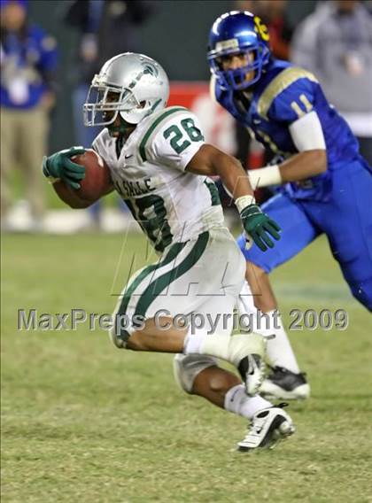 Thumbnail 2 in De La Salle vs. Crenshaw (CIF State Open Division Final) photogallery.