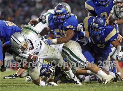Thumbnail 1 in De La Salle vs. Crenshaw (CIF State Open Division Final) photogallery.