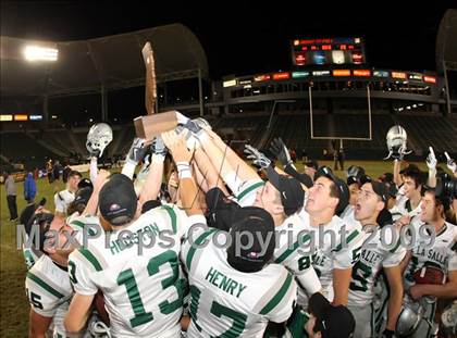Thumbnail 2 in De La Salle vs. Crenshaw (CIF State Open Division Final) photogallery.