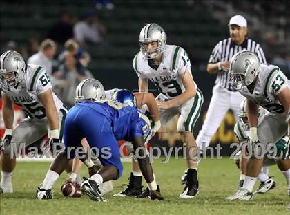 Thumbnail 2 in De La Salle vs. Crenshaw (CIF State Open Division Final) photogallery.