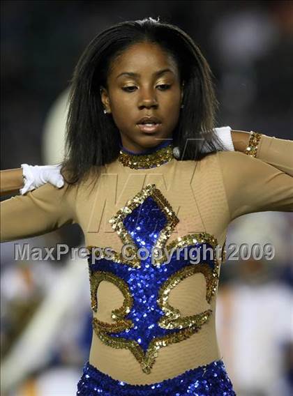 Thumbnail 3 in De La Salle vs. Crenshaw (CIF State Open Division Final) photogallery.