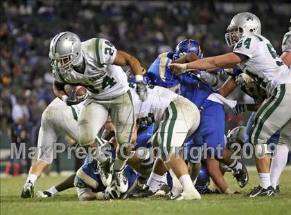 Thumbnail 2 in De La Salle vs. Crenshaw (CIF State Open Division Final) photogallery.