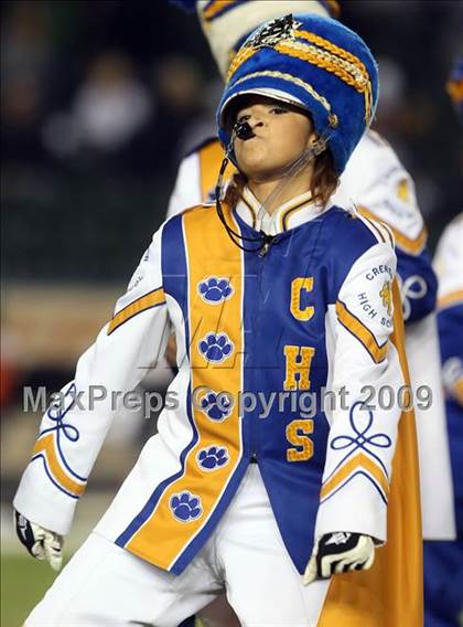 Thumbnail 2 in De La Salle vs. Crenshaw (CIF State Open Division Final) photogallery.
