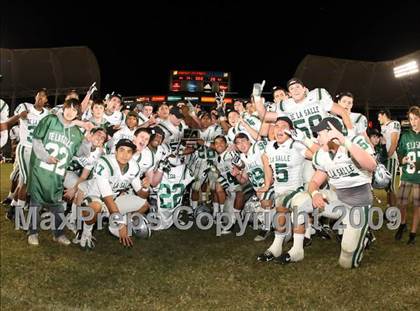 Thumbnail 2 in De La Salle vs. Crenshaw (CIF State Open Division Final) photogallery.