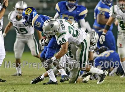 Thumbnail 2 in De La Salle vs. Crenshaw (CIF State Open Division Final) photogallery.