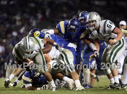 Thumbnail 3 in De La Salle vs. Crenshaw (CIF State Open Division Final) photogallery.
