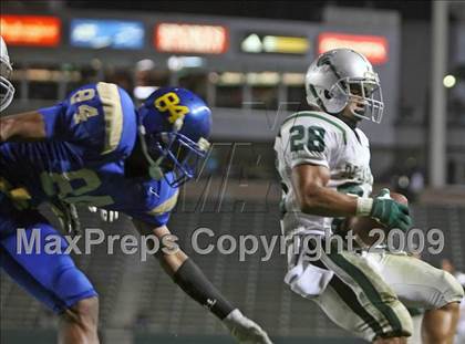 Thumbnail 3 in De La Salle vs. Crenshaw (CIF State Open Division Final) photogallery.