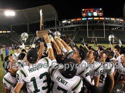 Thumbnail 3 in De La Salle vs. Crenshaw (CIF State Open Division Final) photogallery.