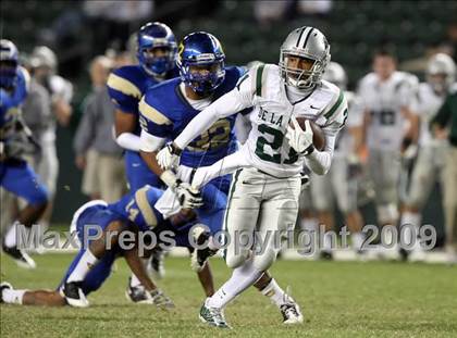Thumbnail 1 in De La Salle vs. Crenshaw (CIF State Open Division Final) photogallery.