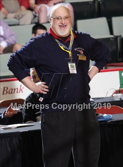 Thumbnail 3 in Newark vs. Jamesville-DeWitt (NYSPHSAA Class A Final) photogallery.