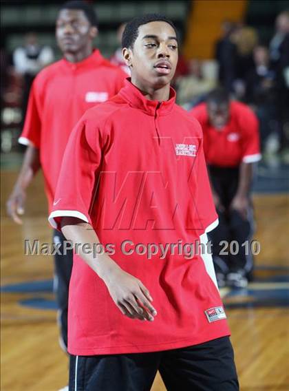 Thumbnail 2 in Newark vs. Jamesville-DeWitt (NYSPHSAA Class A Final) photogallery.