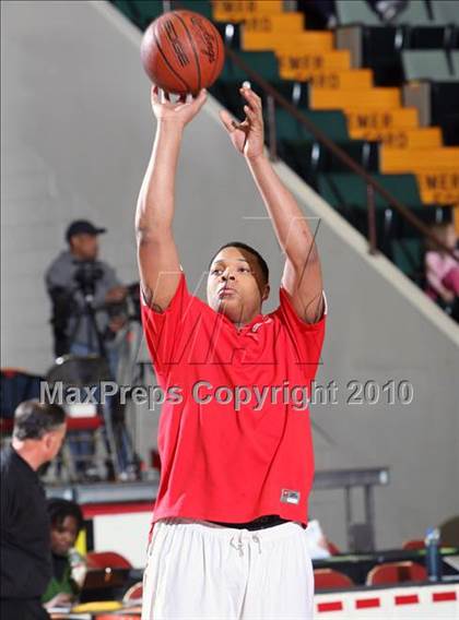 Thumbnail 2 in Newark vs. Jamesville-DeWitt (NYSPHSAA Class A Final) photogallery.