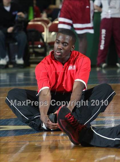 Thumbnail 1 in Newark vs. Jamesville-DeWitt (NYSPHSAA Class A Final) photogallery.