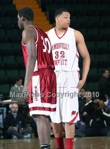 Thumbnail 3 in Newark vs. Jamesville-DeWitt (NYSPHSAA Class A Final) photogallery.