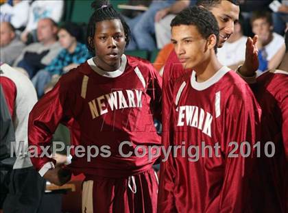 Thumbnail 2 in Newark vs. Jamesville-DeWitt (NYSPHSAA Class A Final) photogallery.
