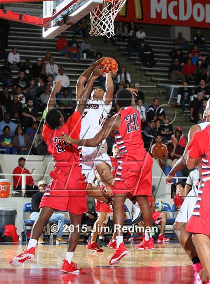 Thumbnail 1 in Atascocita vs. Lancaster (McDonald's Texas Invitational) photogallery.