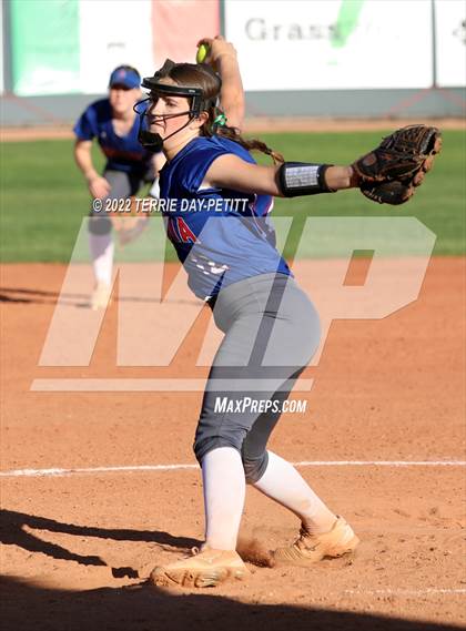 Thumbnail 3 in Arcadia vs Horizon (Desert Mountain Invitational) photogallery.