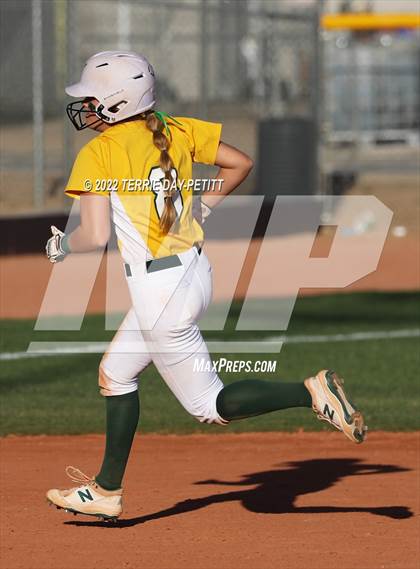 Thumbnail 2 in Arcadia vs Horizon (Desert Mountain Invitational) photogallery.