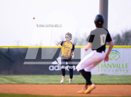 Thumbnail 3 in Boyle County vs Franklin County photogallery.