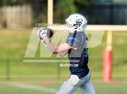 Thumbnail 2 in JV: St. John's Prep @ Everett photogallery.