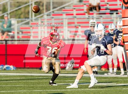 Thumbnail 1 in JV: St. John's Prep @ Everett photogallery.