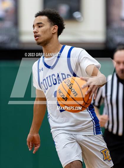 Thumbnail 3 in Del Campo vs. Petaluma (Brett Callan Tournament) photogallery.