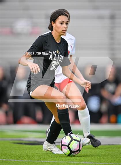 Thumbnail 2 in Harvard-Westlake vs. Aliso Niguel (Best in the West Winter Classic) photogallery.
