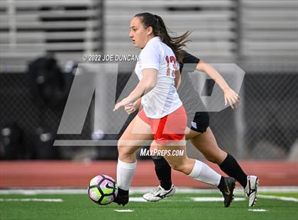 Thumbnail 2 in Harvard-Westlake vs. Aliso Niguel (Best in the West Winter Classic) photogallery.