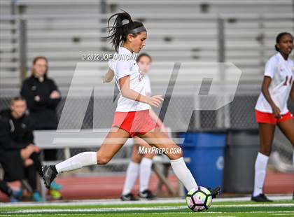 Thumbnail 3 in Harvard-Westlake vs. Aliso Niguel (Best in the West Winter Classic) photogallery.