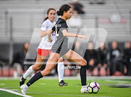 Thumbnail 1 in Harvard-Westlake vs. Aliso Niguel (Best in the West Winter Classic) photogallery.