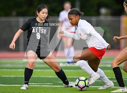Thumbnail 1 in Harvard-Westlake vs. Aliso Niguel (Best in the West Winter Classic) photogallery.