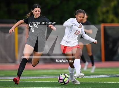 Thumbnail 3 in Harvard-Westlake vs. Aliso Niguel (Best in the West Winter Classic) photogallery.