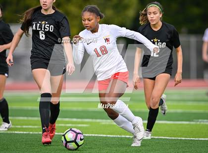 Thumbnail 3 in Harvard-Westlake vs. Aliso Niguel (Best in the West Winter Classic) photogallery.